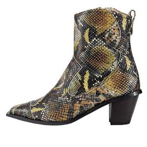 Reike Nen Western Wave Boot - Multicolor
Python NWOT sz 39